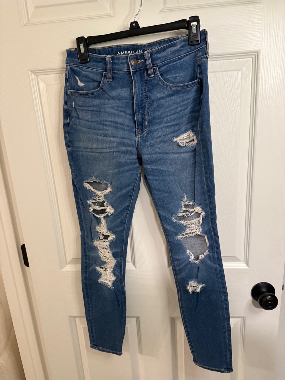 American Eagle Outfitters Women’s Distressed Super High-Rise Jeggings